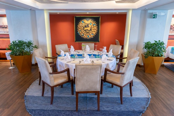 APT Guided Tours & River Cruises, MS Sun Goddess Restaurant 1.jpg